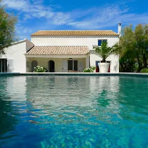Bed & Breakfast Mas Des Cabidoules 